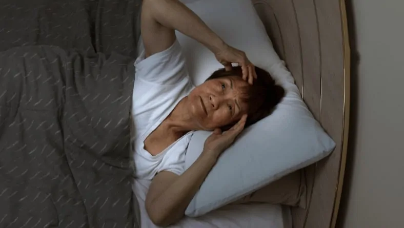 Безсъние през менопаузата – преодолейте го лесно