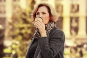 Напълняване при менопауза – причини и рискове