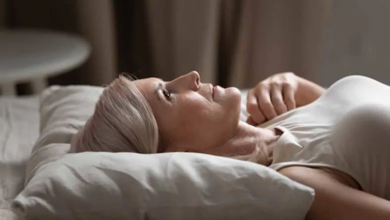 Климакс и безсъние – как да си върнем добрия сън?