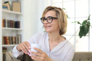 Какво да пия при менопауза – чаша чай помага!